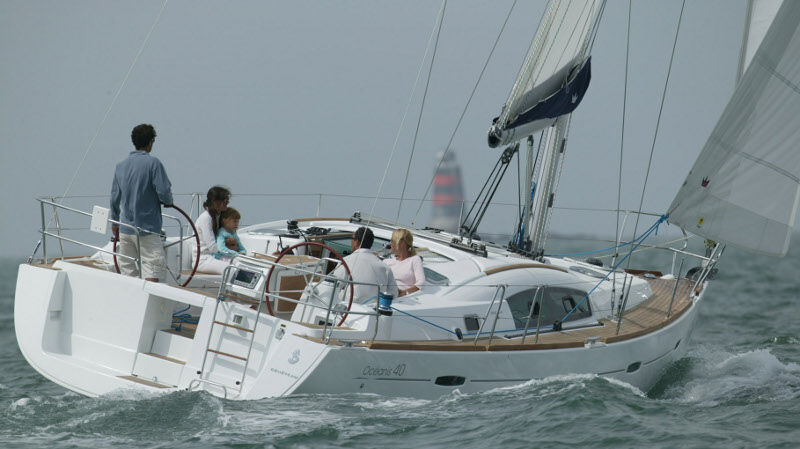 Oceanis 40 – Sailing yacht