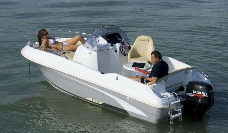Beneteau 550 Flyer – Motor boat
