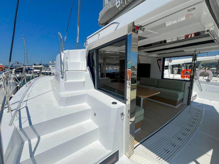 Bali 4.2 – Catamaran