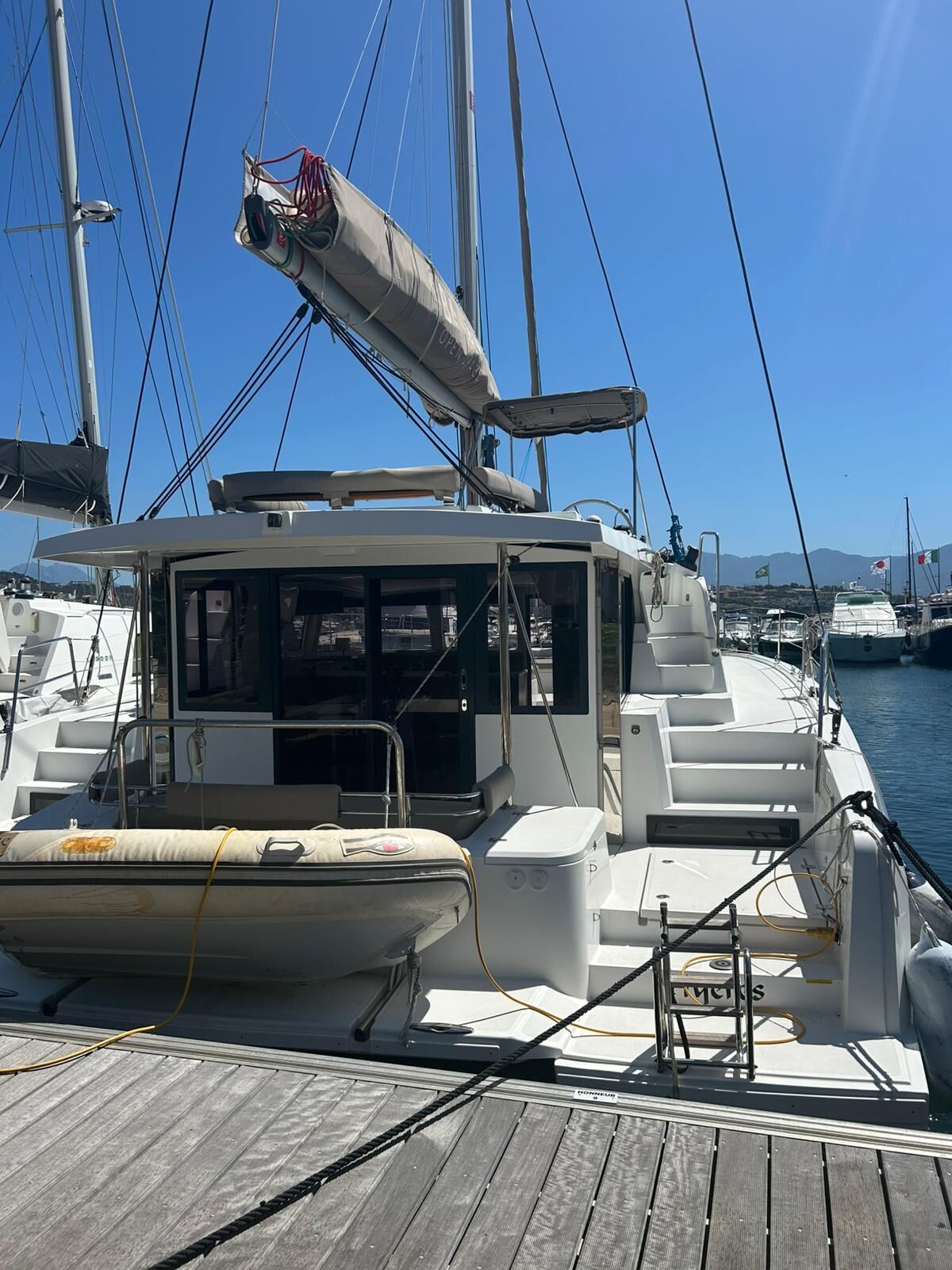 Bali 4.2 OW – Catamaran