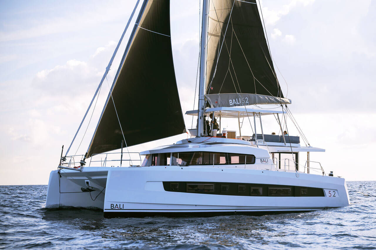 Bali 5.2 – 4 + 1 cab. – Catamaran