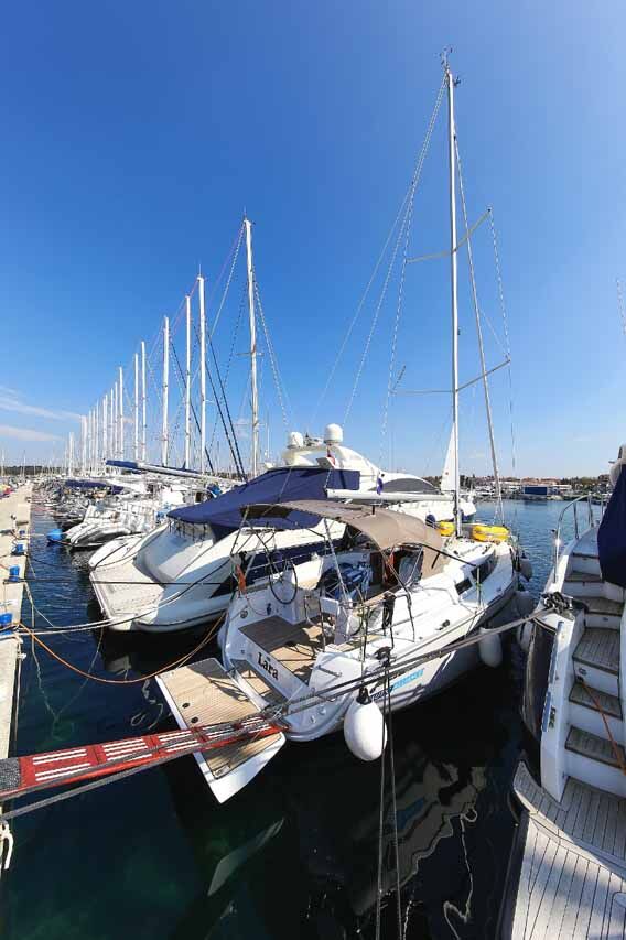 Bavaria Cruiser 34 – 2 cab. – Sailing yacht