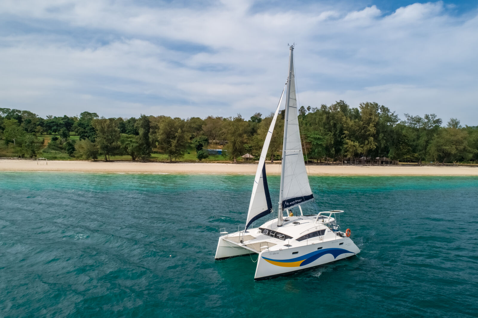Island Spirit 410 – Catamaran