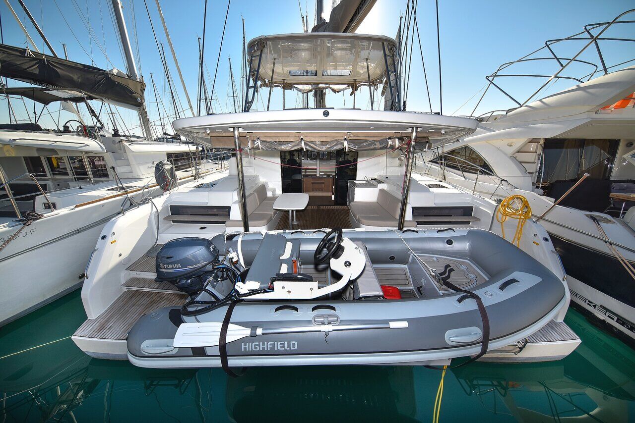 Lagoon 50 – 6 + 1 cab. – Catamaran