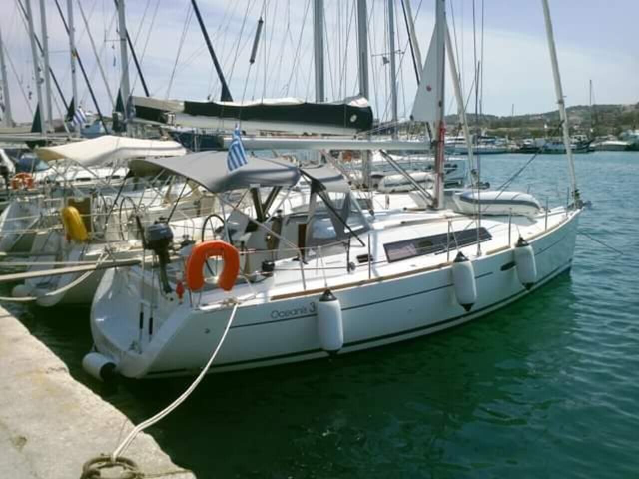 Oceanis 34 – Sailing yacht