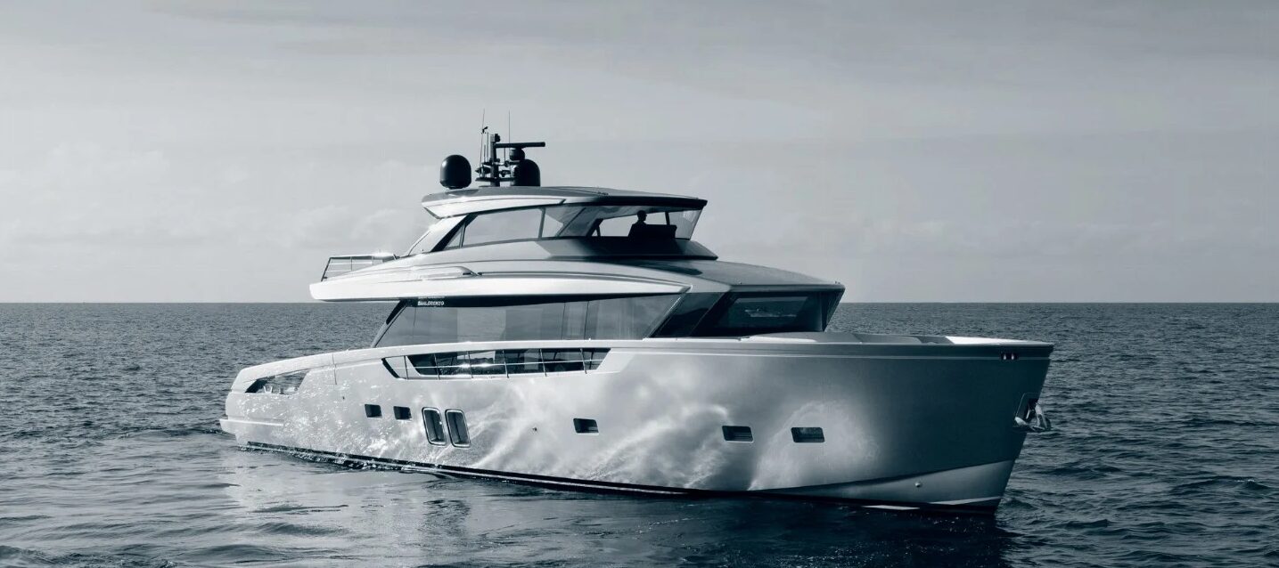 Sanlorenzo Yacht SX76 – Luxury motor yacht