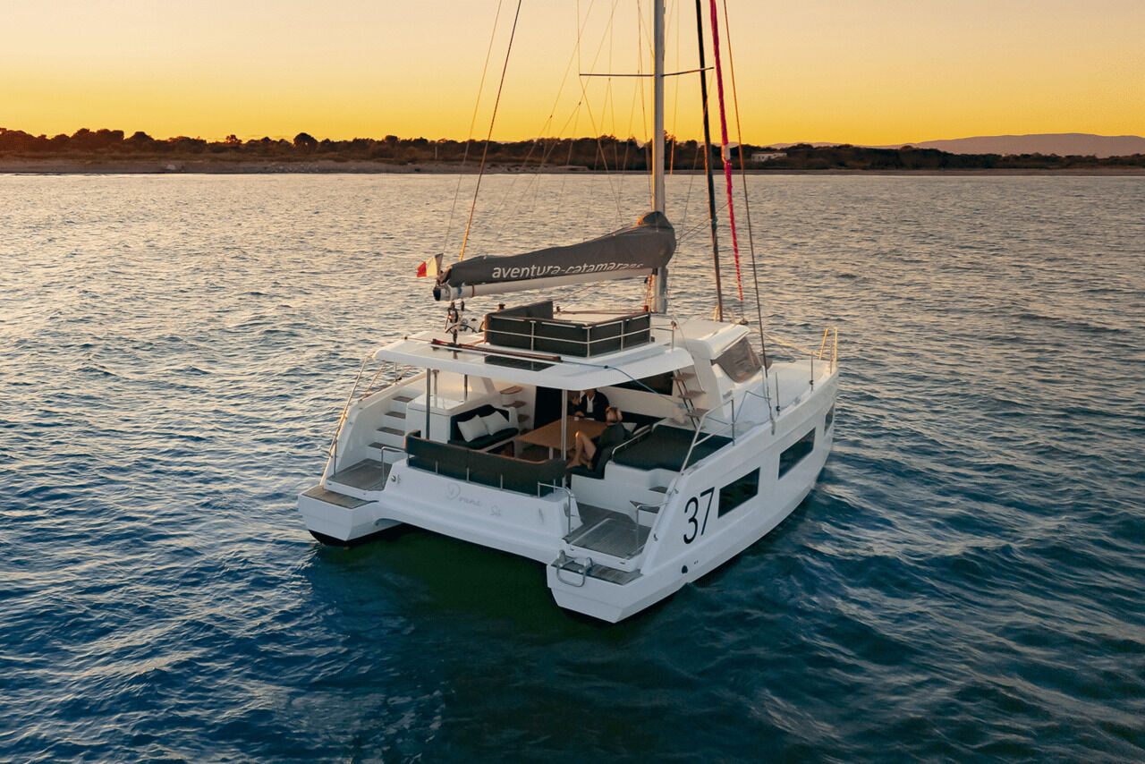 Aventura 37 – 3 cab. – Catamaran