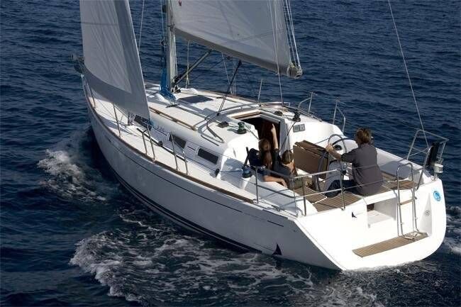 Dufour 325 GL – Sailing yacht