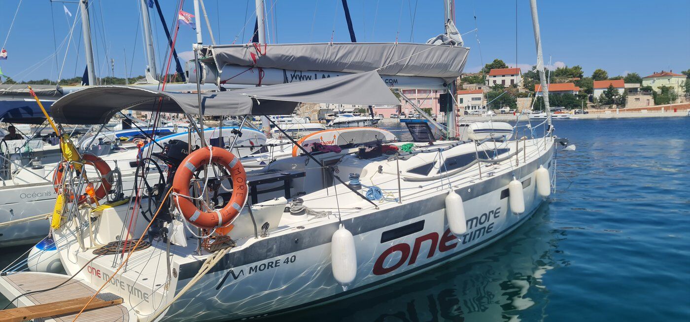 More 40 – Sailing yacht