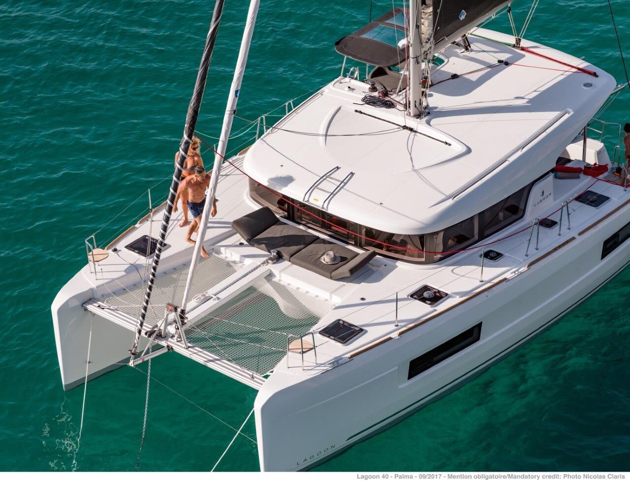 Lagoon 40 – 4 + 2 cab – Catamaran
