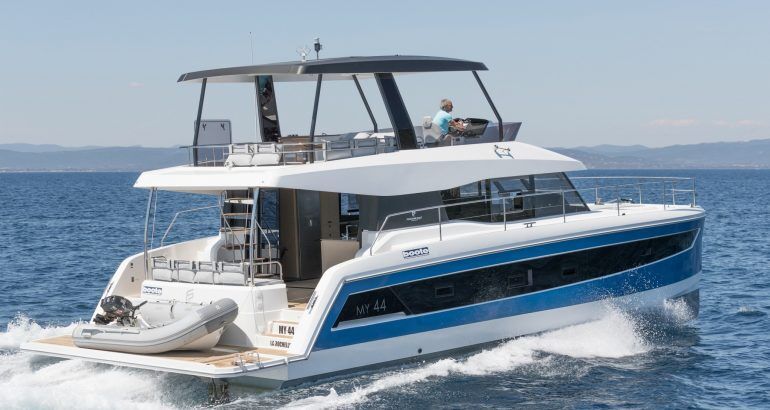 Fountaine Pajot MY 44 – 3 + 1 cab. – Power catamaran
